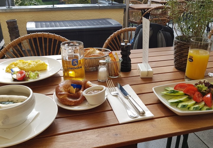 Café Reitschule – Altstadt-Lehel, München Thumbnail