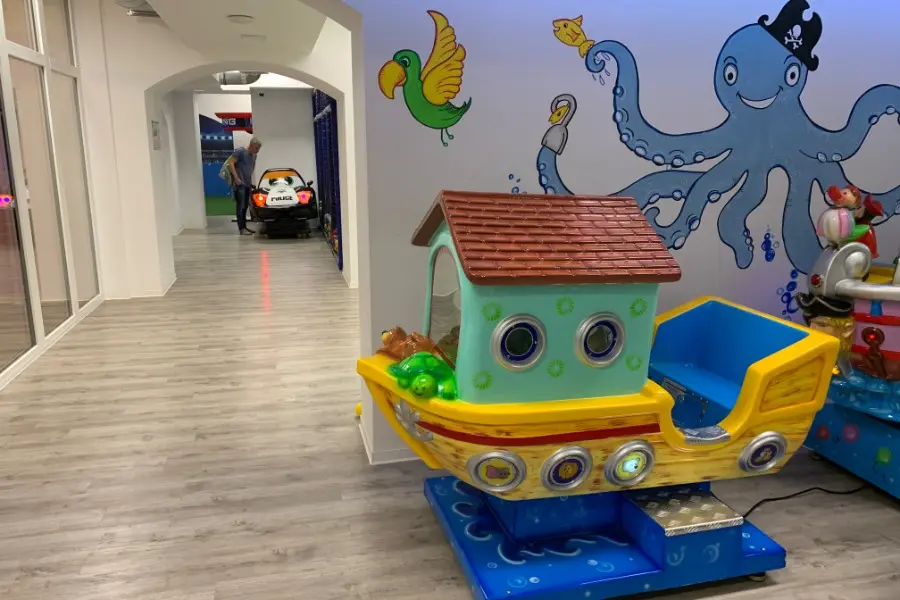 Kindergeburtstag in der Räuberhöhle