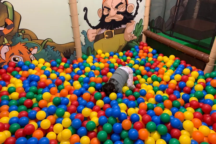 Kindergeburtstag in der Räuberhöhle
