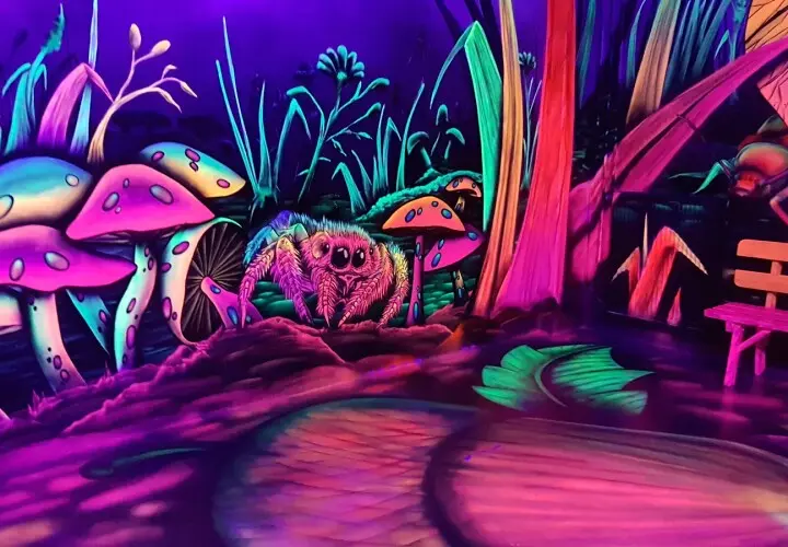 3D Funhouse Schwarzlicht Minigolf
