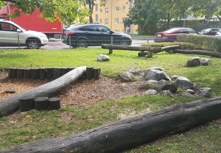 Kinderspielplatz Heinestraße