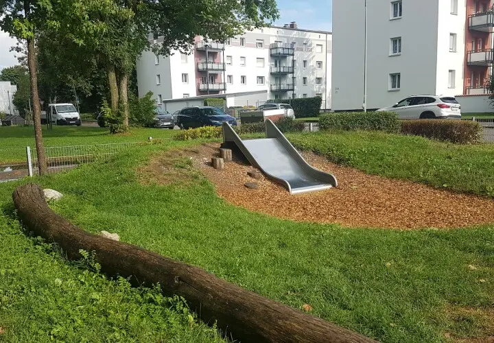 Kinderspielplatz Heinestraße
