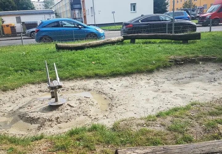 Kinderspielplatz Heinestraße