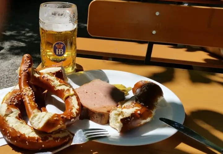 Aumeister Restaurant und Biergarten im Englischen Garten