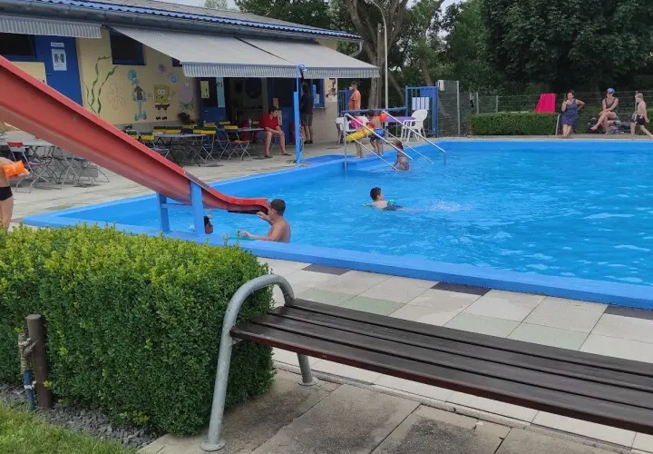 Freibad Niederleierndorf
