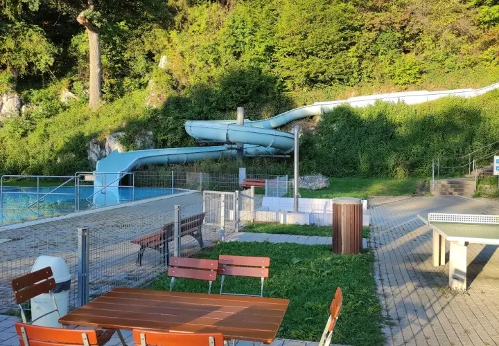 Erlebnis und Sportbad - Felsenbad Saal a.d.Donau
