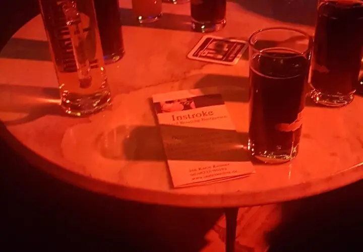 Instroke Billard & Bowling