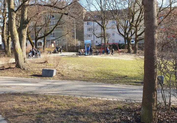 Kinderspielplatz Eisstadion