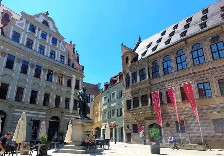 Maximilianmuseum