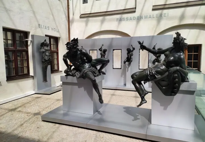 Maximilianmuseum