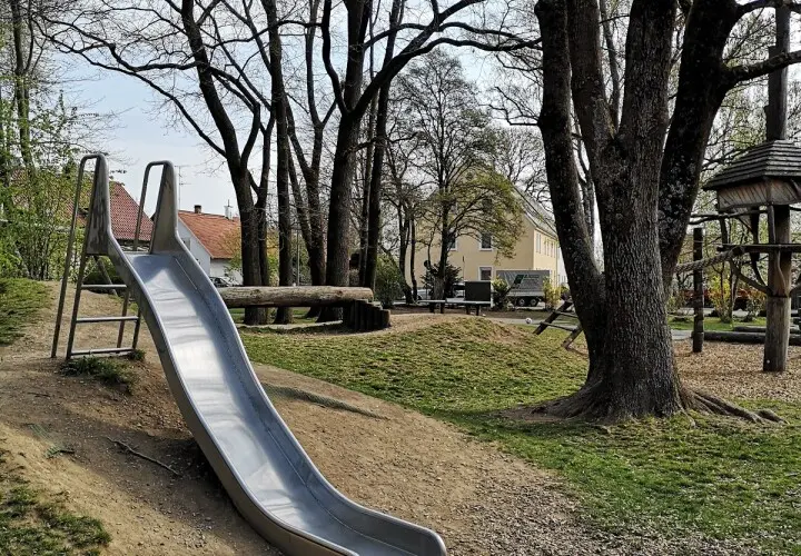 Muttergottes Spielplatz