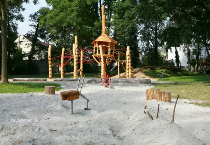 Muttergottes Spielplatz