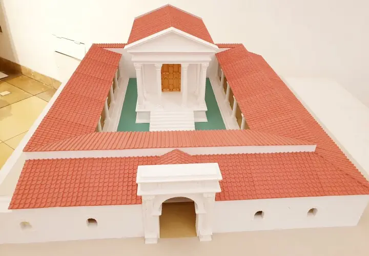 Dauerausstellung "Römerlager" des Römischen Museums im Zeughaus