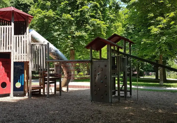 Großer Spielplatz