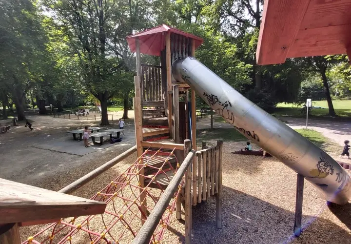 Großer Spielplatz