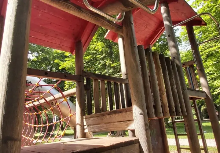Großer Spielplatz