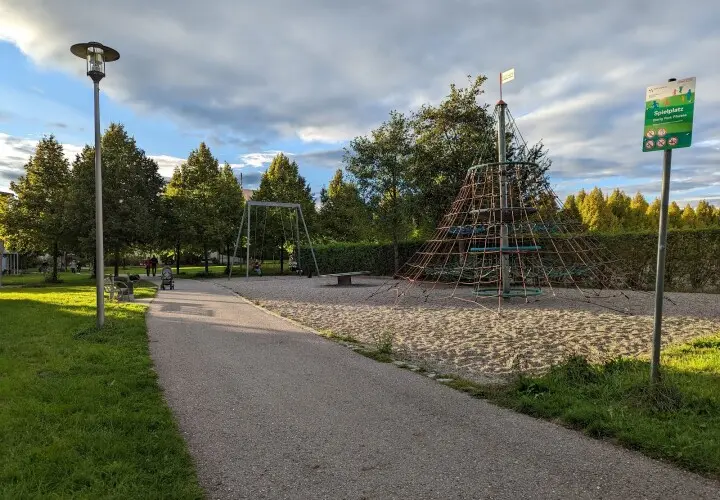 Spielplatz Dierig Park Pfersee