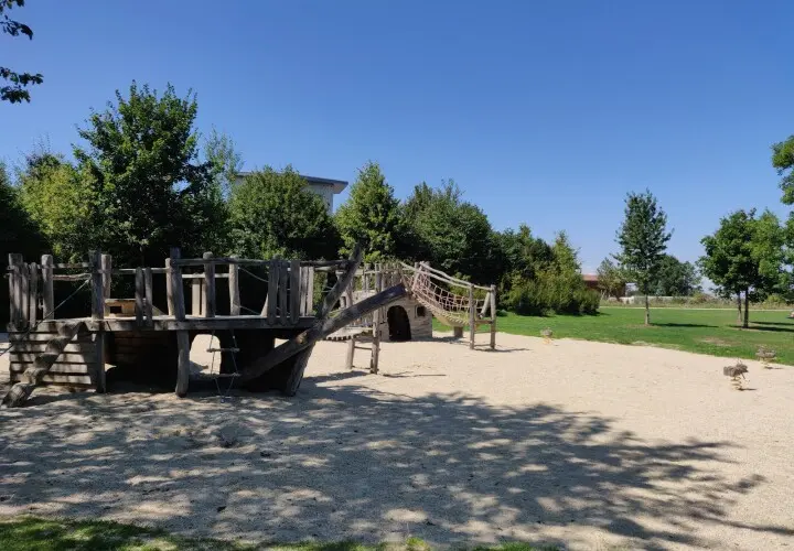 Spielplätze am See