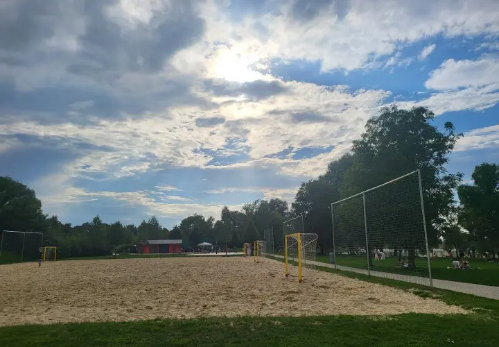 Spielplätze am See