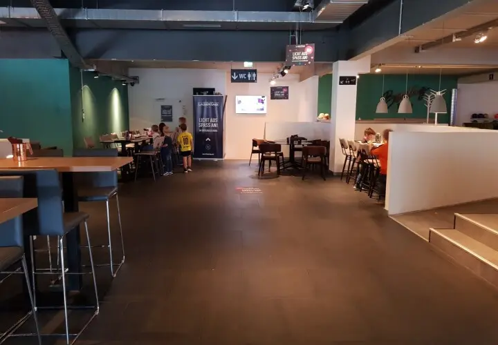 Bowling Room Trier