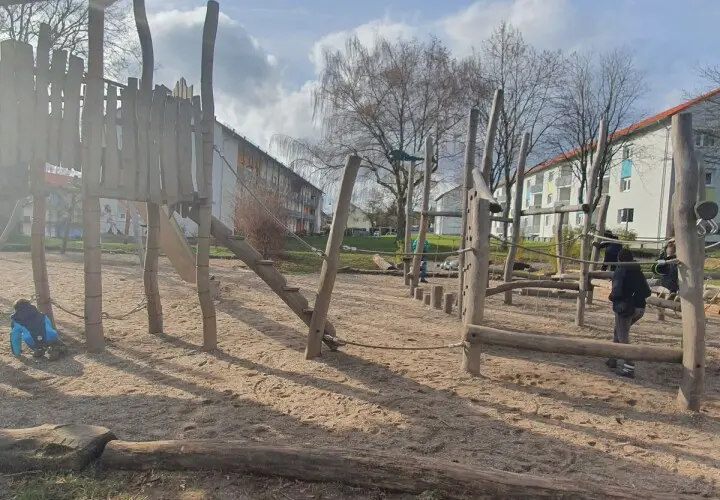 Dschungelspielplatz Leipziger Wiesen