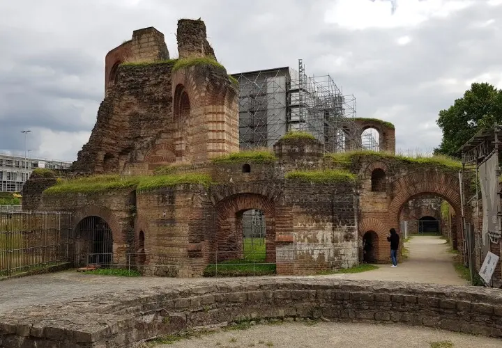 Kaiserthermen
