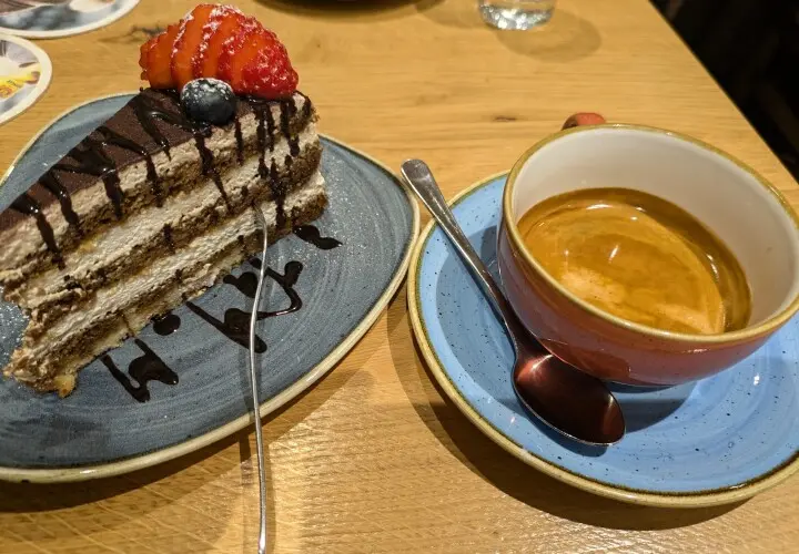 Green Leaf Café