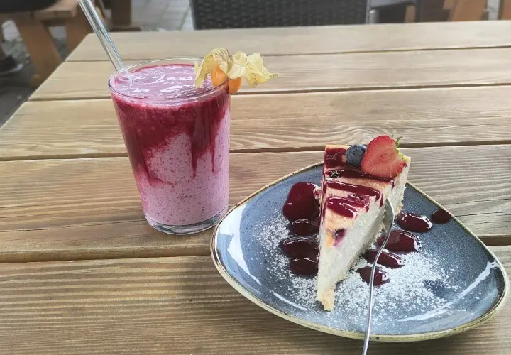 Green Leaf Café