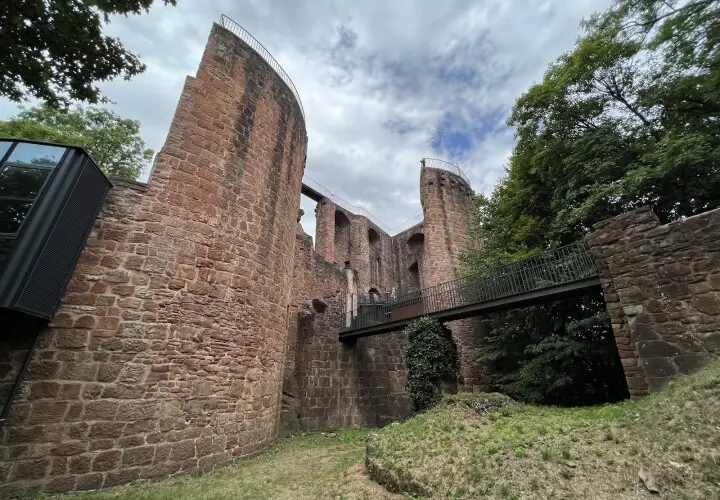 Burg Montclair