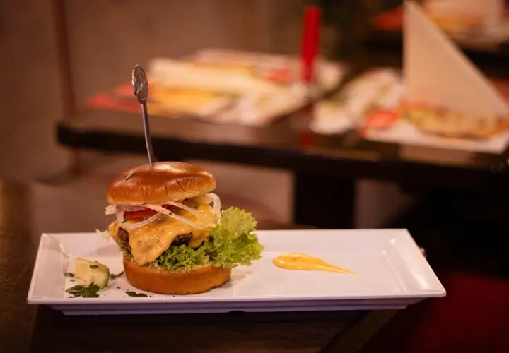 DINER ITALIAN FOOD & GRILL