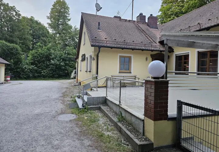 Waldwirtschaft Bienenheim