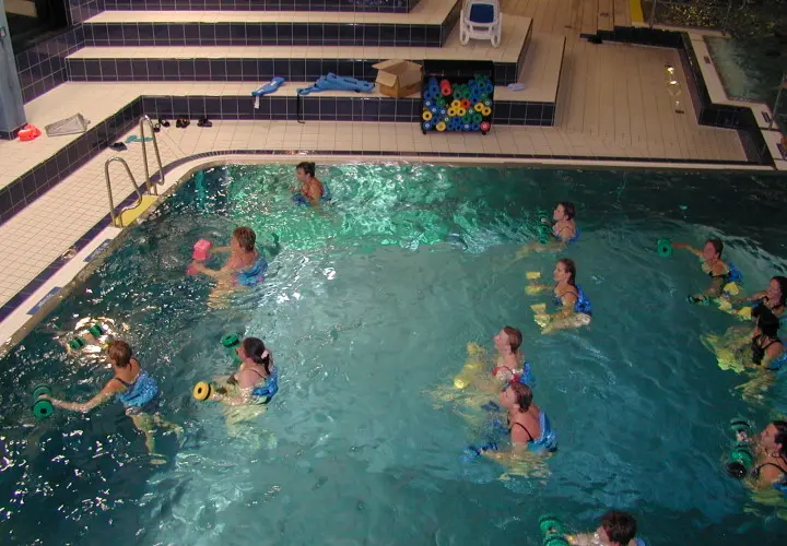 AquariUSH - Familien-Thermalbad & Sauna Oase