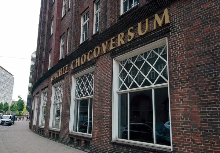 CHOCOVERSUM by Hachez Schokoladenmuseum