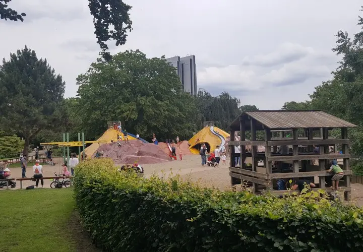 Großer Spielplatz Bullerberge