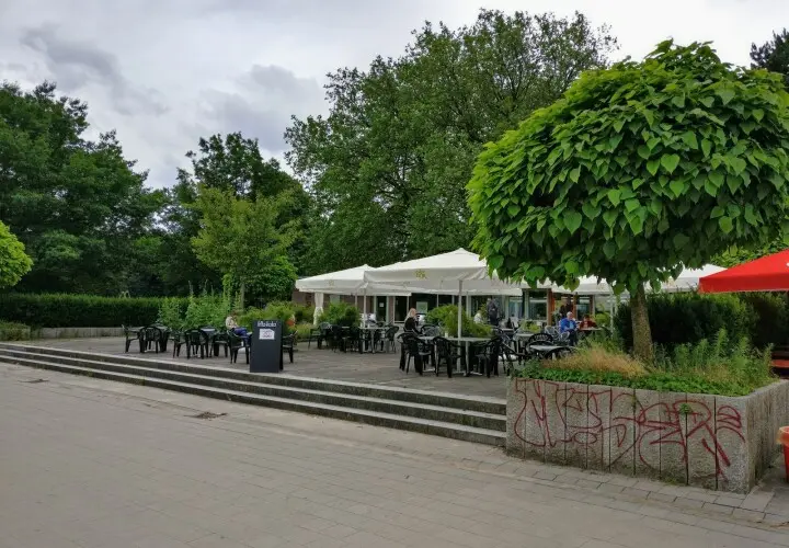 Café am Planschbecken