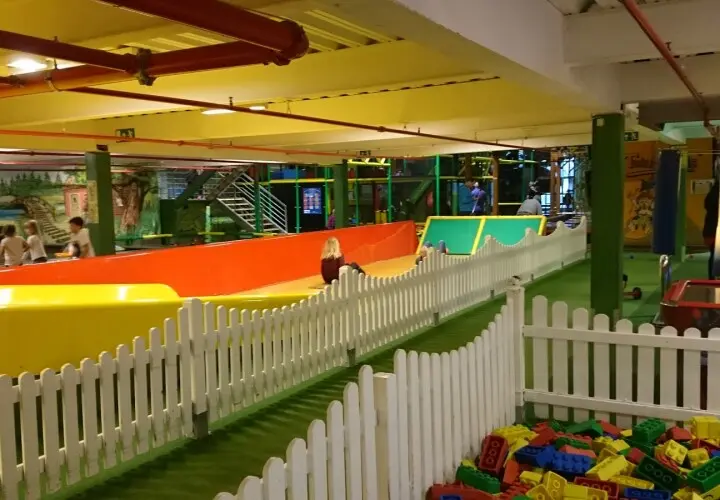 rabatzz! Indoorspielplatz