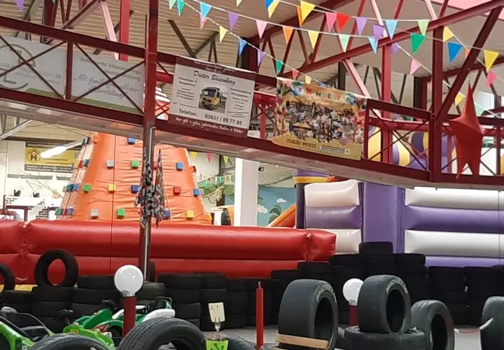 HAPPYLINO Familien-Erlebnis-Center