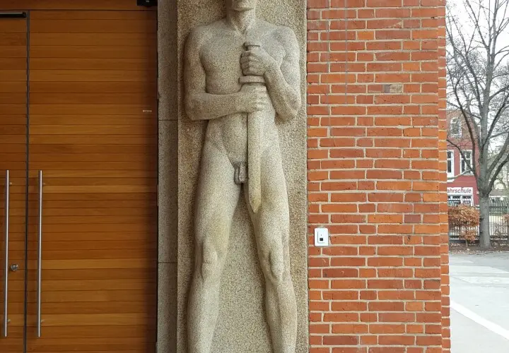Schwimmhalle Finckensteinallee - Berliner Bäder