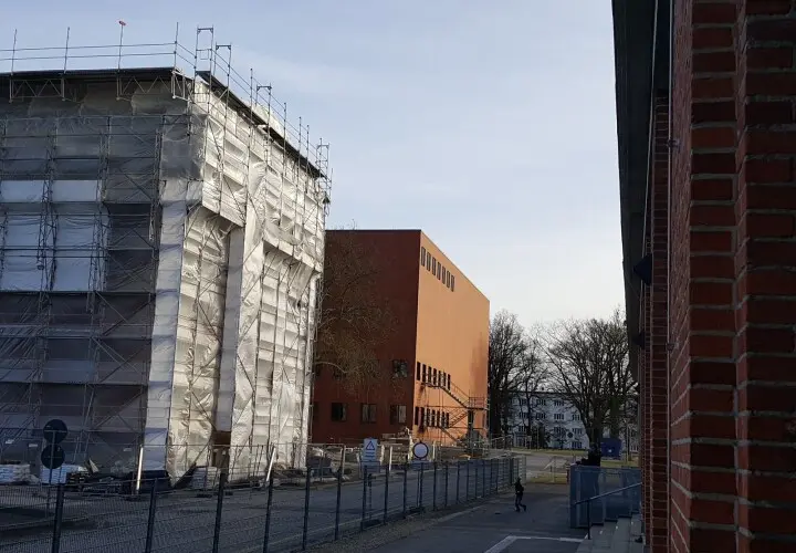 Schwimmhalle Finckensteinallee - Berliner Bäder