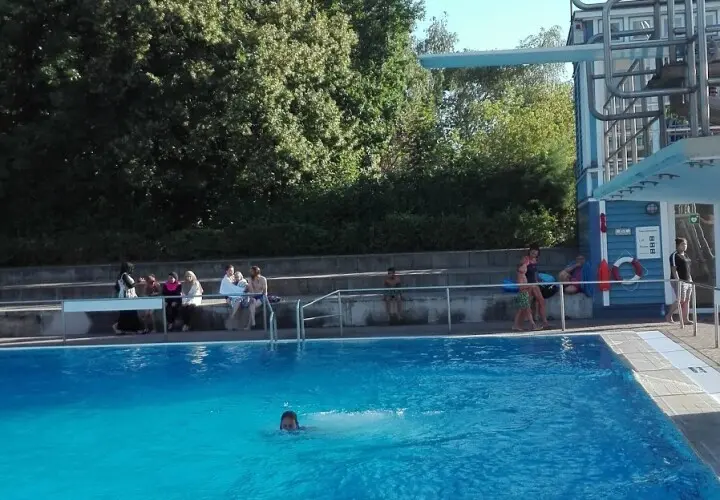 Sommerbad Neukölln - Berliner Bäder