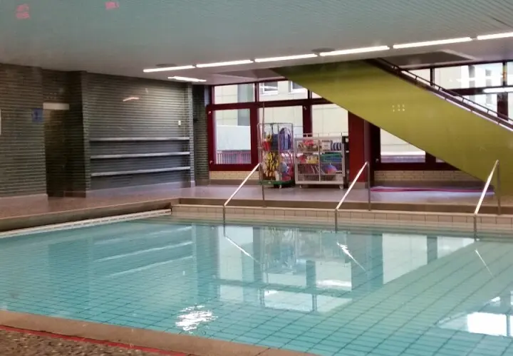 Sport- und Lehrschwimmhalle Schöneberg - Berliner Bäder