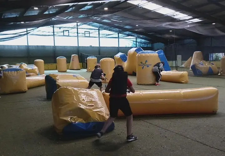 Kickerworld und Paintballworld Berlin Spandau