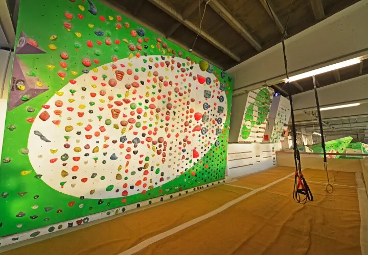 Ostbloc Boulderhalle
