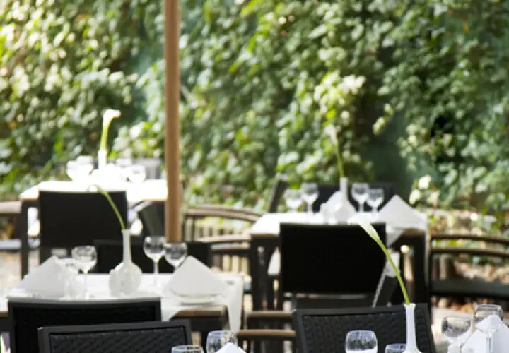 Restaurant WEINROT Berlin