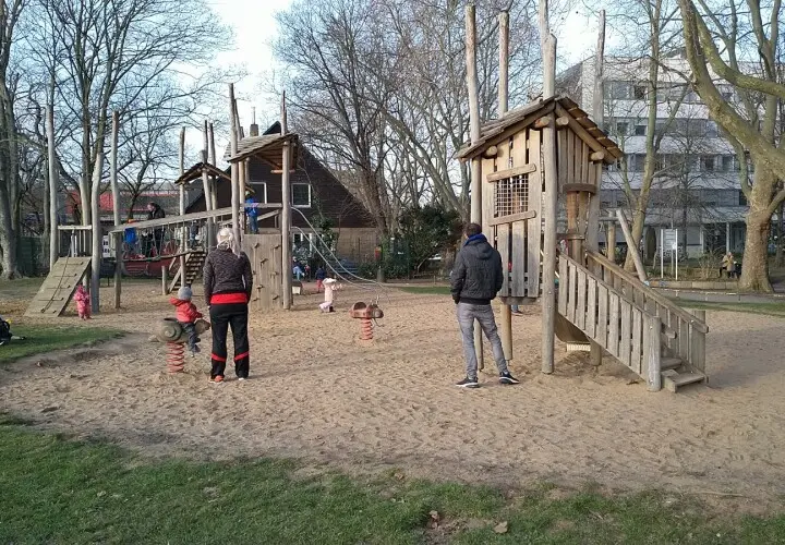 Spielplatz Zülpicher Straße