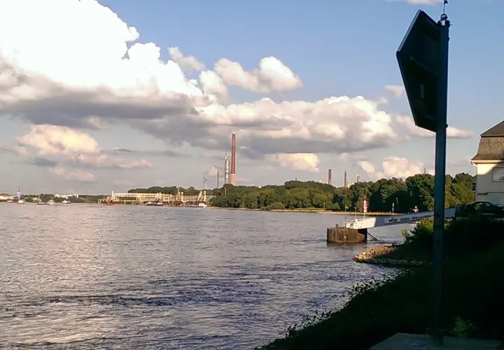 Rheinuferpromenade, Wesseling