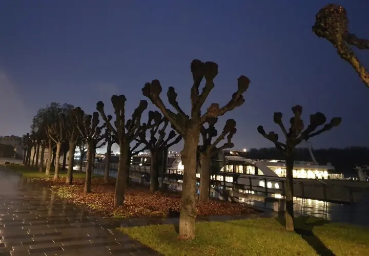 Rheinuferpromenade, Wesseling