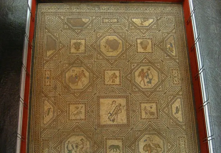 Römisch-Germanisches Museum