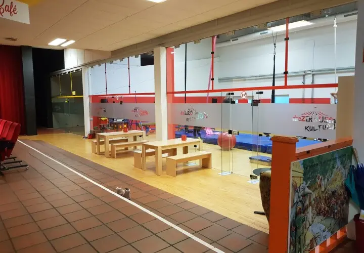 die ZIRKUSfabrik Kulturarena Cafe