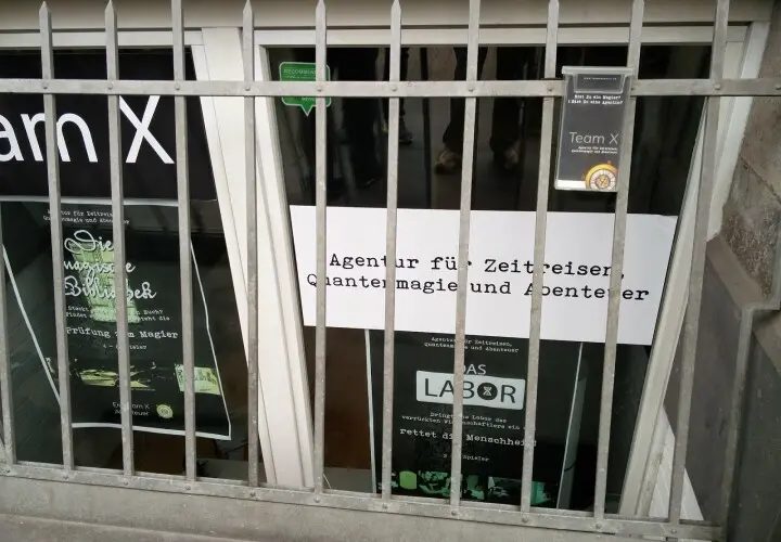 Team X - Zeitreisen, Quantenmagie und Abenteuer - Live Escape Room Köln